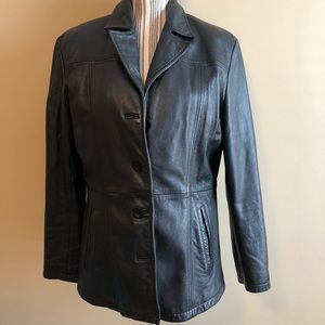 Women’s Sz large leather limited coat